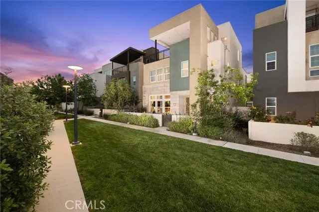 Condo For Sale in 263, Chorus, Irvine, California