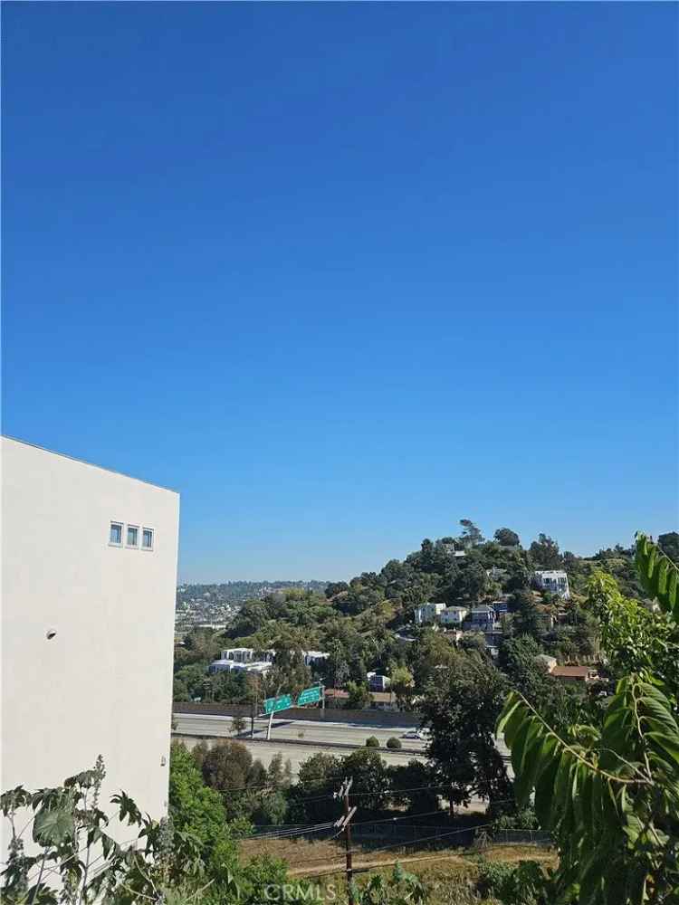 Land For Sale in Los Angeles, California