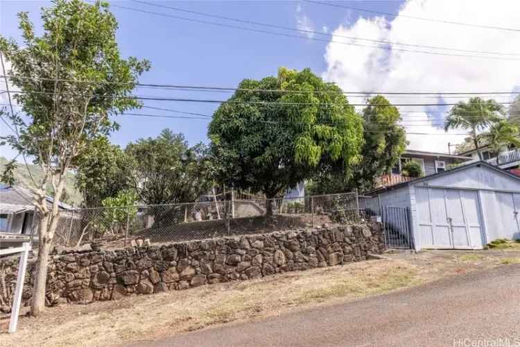 Single-family house For Sale in 1818, Manaiki Place, Honolulu, Hawaii