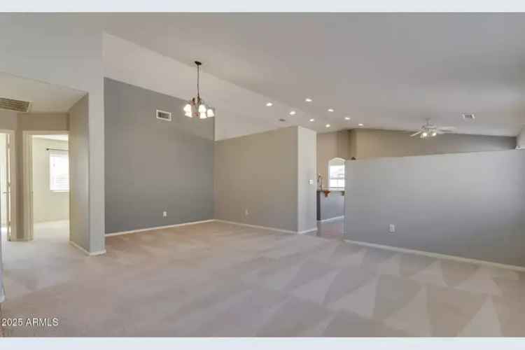 Single-family house For Sale in 12740, South 175th Drive, Goodyear, Arizona