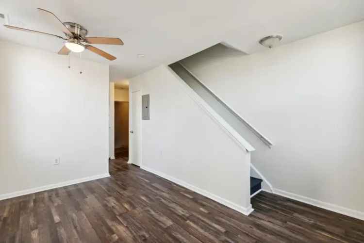 3 Bedroom Apartment in Strawberry Mansion Philadelphia