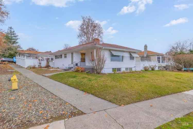 Single-family house For Sale in 106, 13th Avenue, Lewiston, Idaho