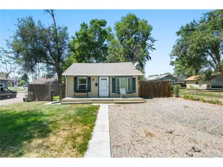 Single-family house For Sale in Westminster, Colorado