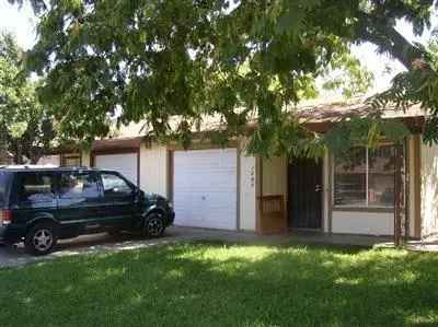 Multi-family house For Sale in Elk Grove, California