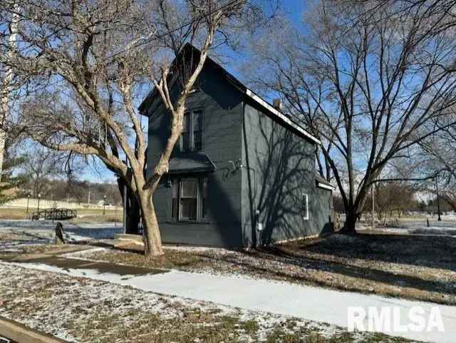 Single-family house For Sale in 320, North Saratoga Street, Peoria, Illinois