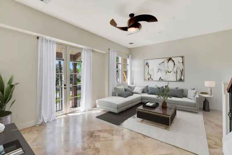 House For Sale in Boca Raton, Florida