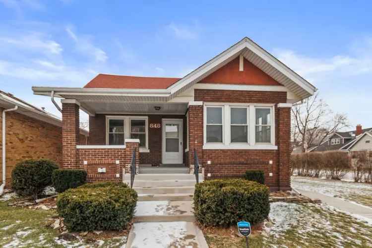 Single-family house For Sale in 848, Wentworth Avenue, Calumet City, Illinois