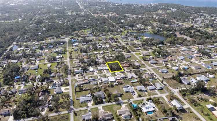 Land For Sale in Englewood, Florida