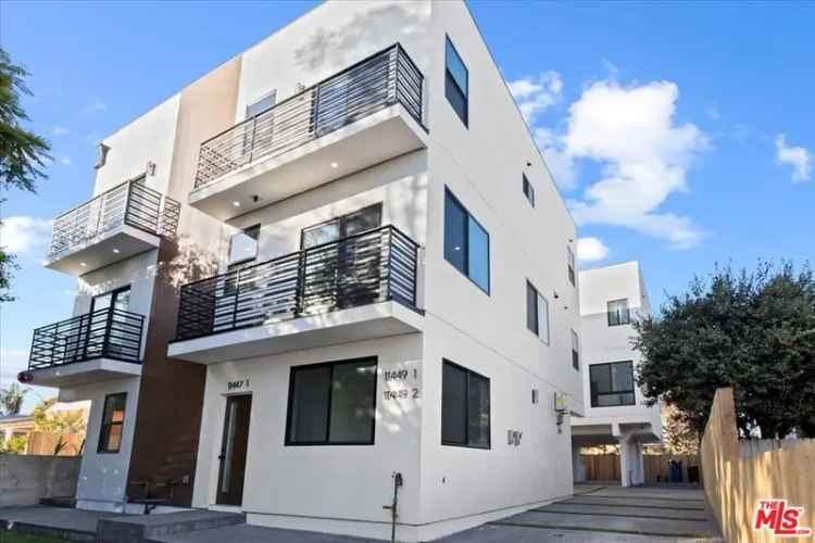 Multi-family house For Sale in 11447, Cumpston Street, Los Angeles, California