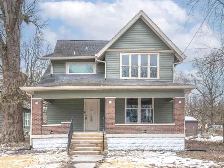 Single-family house For Sale in 5511, East University Avenue, Indianapolis, Indiana