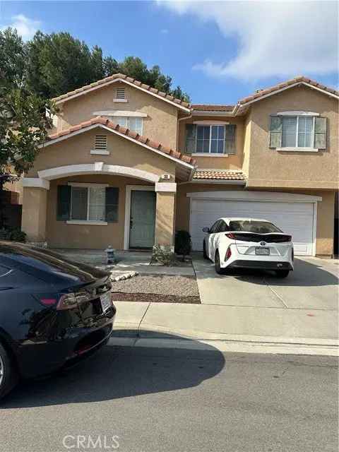 Single-family house For Sale in 33, Winterfield Road, Irvine, California