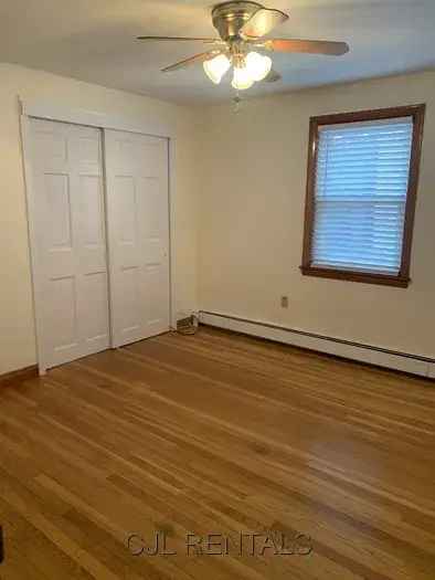 1 Bedroom Apartment for Rent Main Street