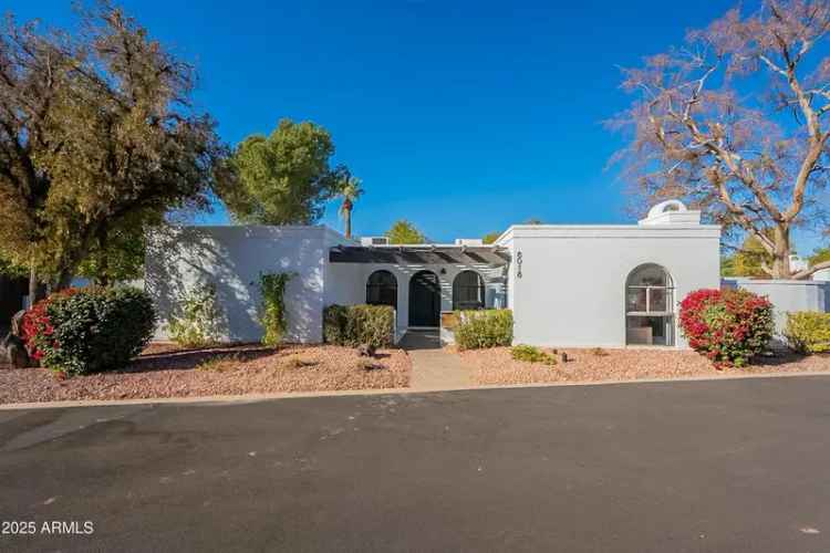 Single-family house For Sale in Phoenix, Arizona