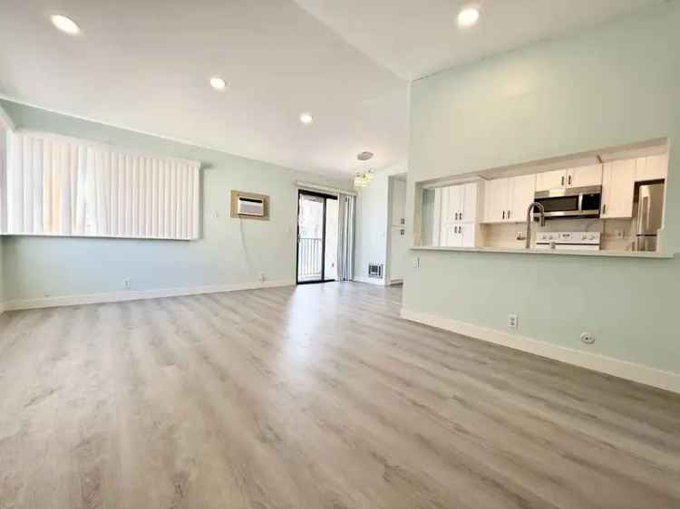 2 Bed 1 Bath Apartment for Rent - Fully Remodeled