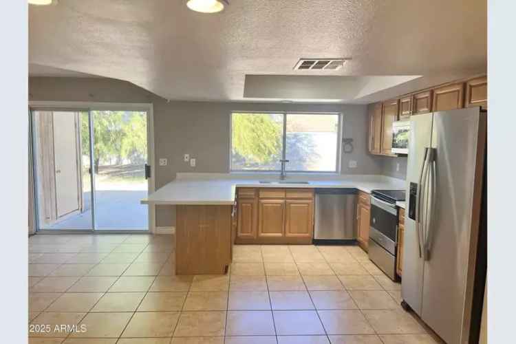 Single-family house For Sale in Glendale, Arizona