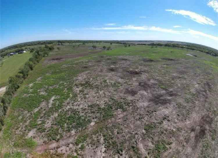 Land For Rent in Farm-to-Market Road 138, Garrison, Texas