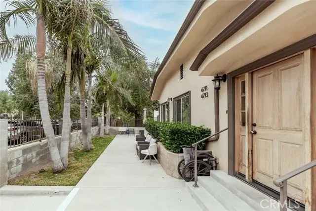 Multi-family house For Sale in 6711, Clybourn Avenue, Los Angeles, California