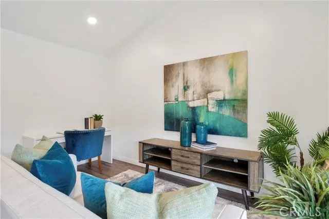 Condo For Sale in 262, Streamwood, Irvine, California