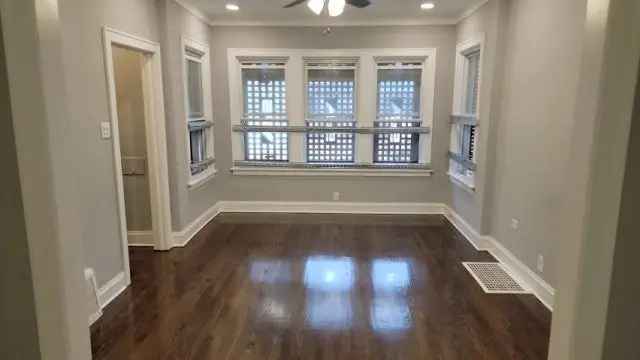 Single-family house For Sale in 7513, South Aberdeen Street, Chicago, Illinois