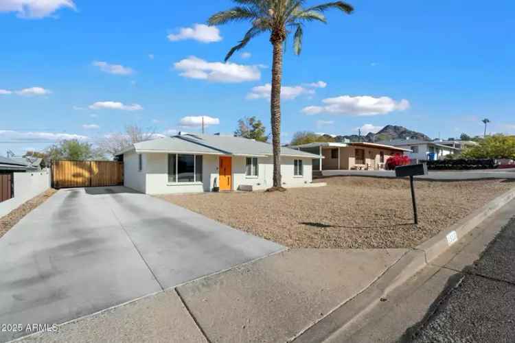 Single-family house For Sale in 1510, East Mission Lane, Phoenix, Arizona