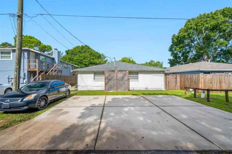 Multi-family house For Sale in 6803, South Faul Street, Tampa, Florida