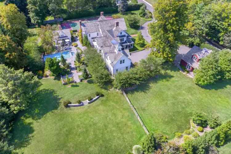 Single-family house For Sale in 14, Market Street, Ridgefield, Connecticut