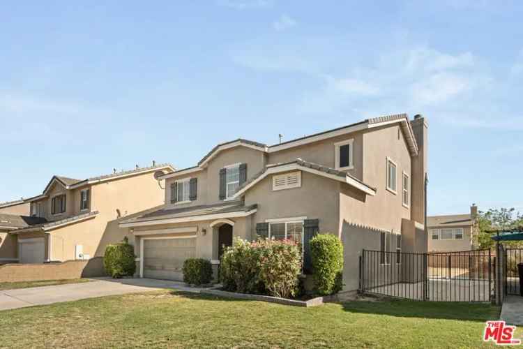 Single-family house For Sale in Lancaster, California