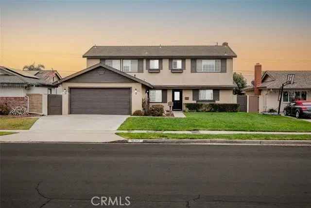 Single-family house For Sale in 16242, Hawaii Lane, Huntington Beach, California