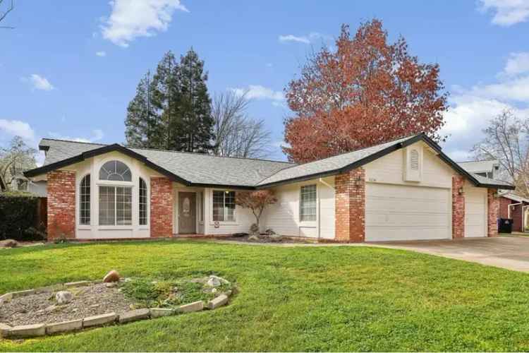 Single-family house For Sale in 9254, Whittemore Drive, Elk Grove, California