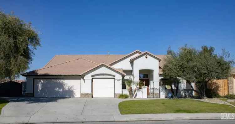 Single-family house For Sale in 12608, Tule River Way, Bakersfield, California