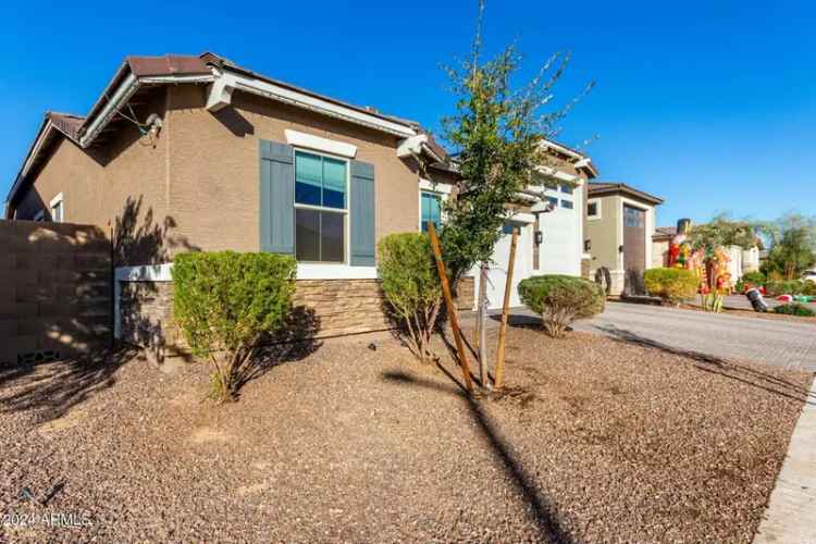 Single-family house For Sale in 17826, West Straight Arrow Lane, Surprise, Arizona