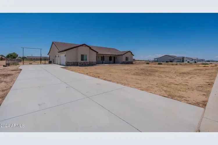 Single-family house For Sale in Coolidge, Arizona