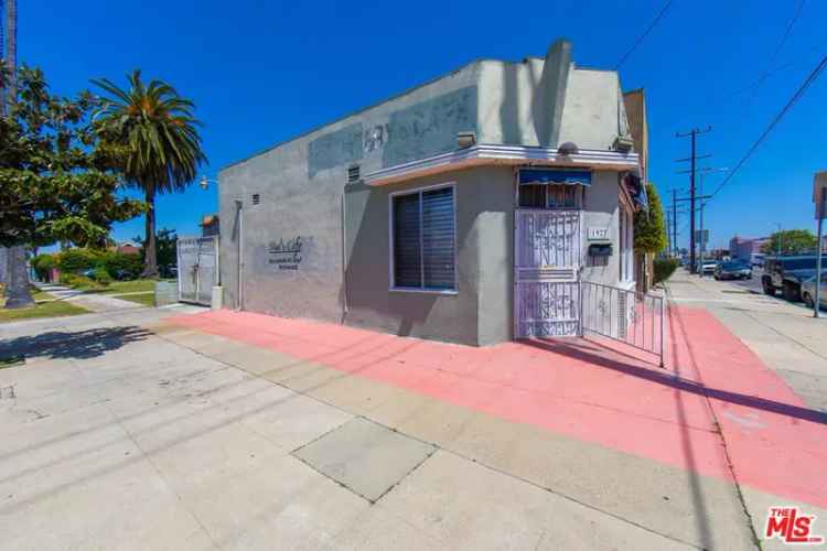 Multi-family house For Sale in Los Angeles, California