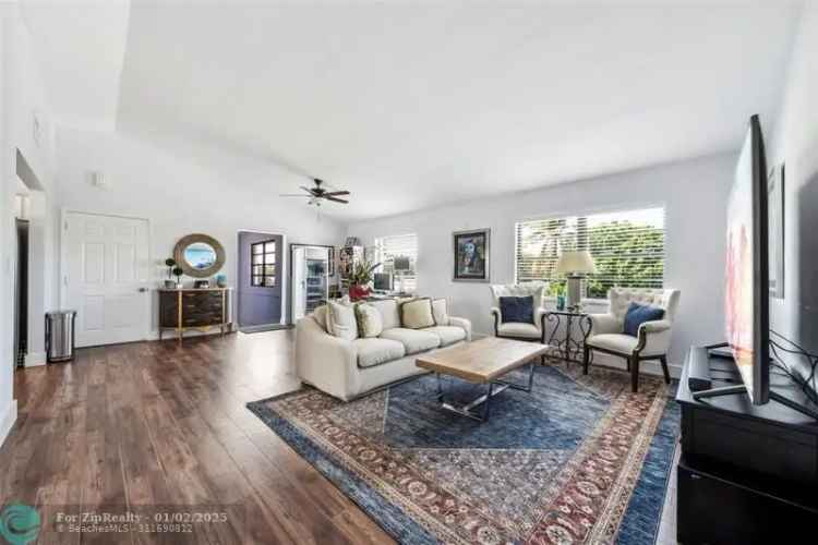 Single-family house For Sale in 3861, Northeast 13th Terrace, Pompano Beach, Florida