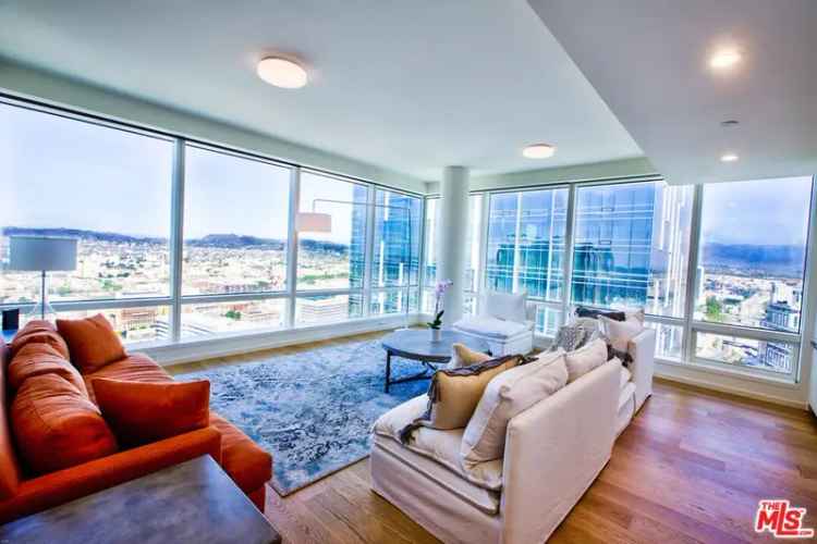 Condo For Sale in 877, Francisco Street, Los Angeles, California