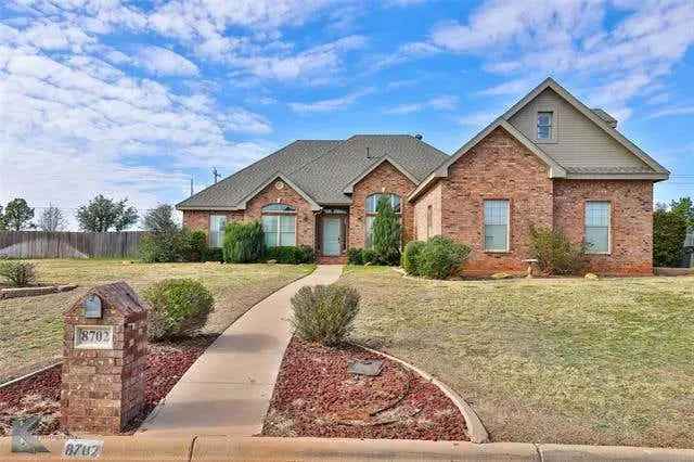 Single-family house For Sale in 8702, Ranch Road, Abilene, Texas