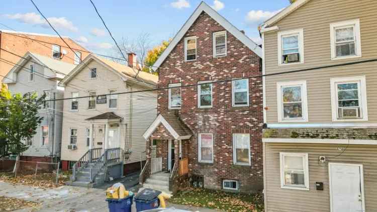 Multi-family house For Sale in 268, Davenport Avenue, New Haven, Connecticut