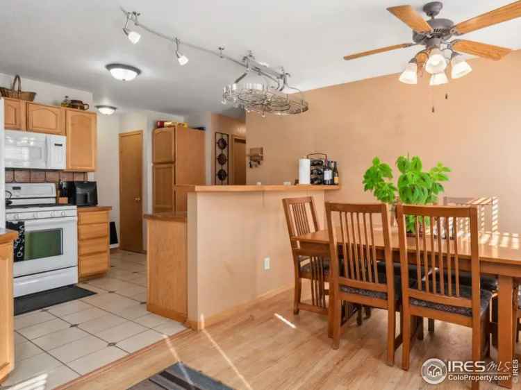 Single-family house For Sale in Loveland, Colorado