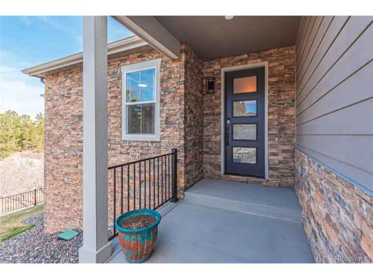 Single-family house For Sale in 8695, Thunderbird Circle, Parker, Colorado