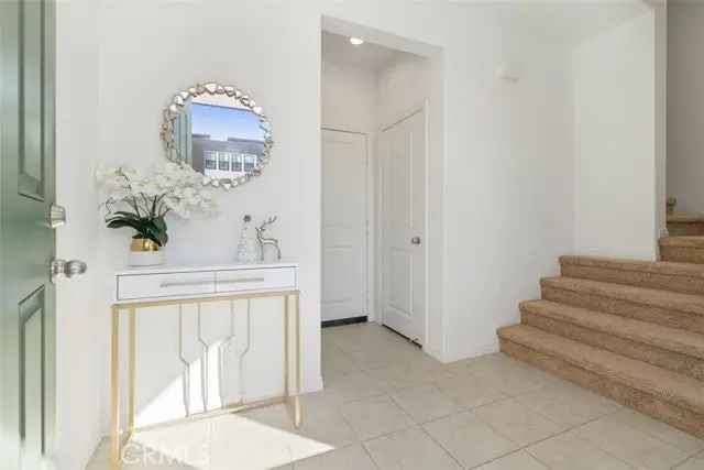 Condo For Sale in 156,158,160, Keeper, Irvine, California