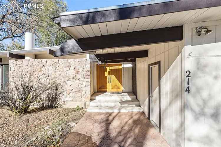 Single-family house For Sale in 214, Pine Avenue, Colorado Springs, Colorado