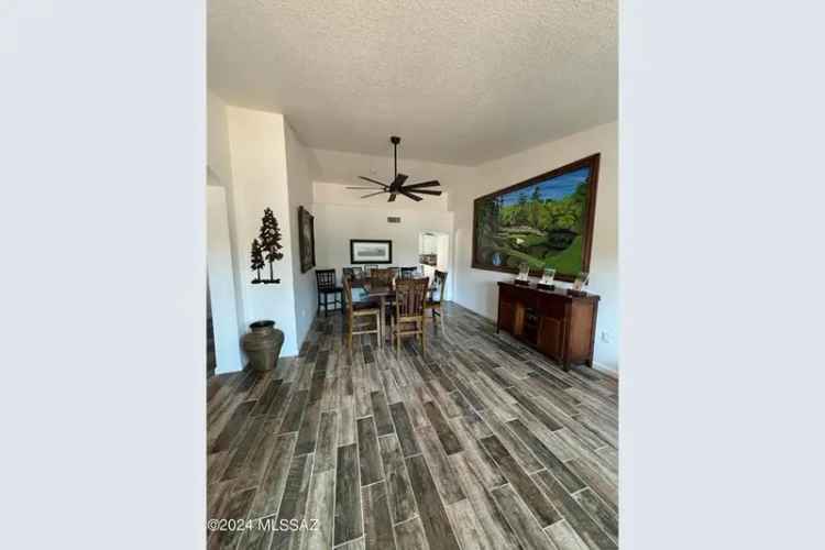 Single-family house For Sale in Oro Valley, Arizona