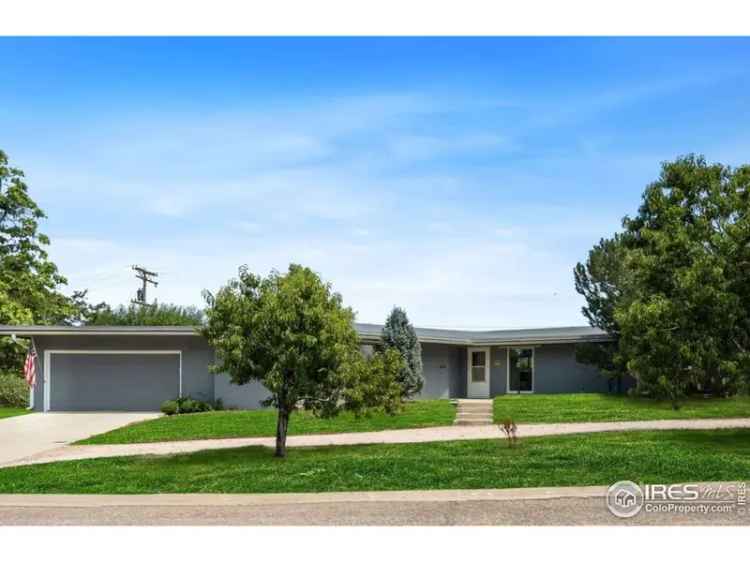 Single-family house For Sale in Greeley, Colorado