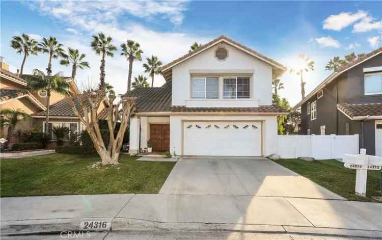 Single-family house For Sale in 24316, Andrea Street, Laguna Hills, California