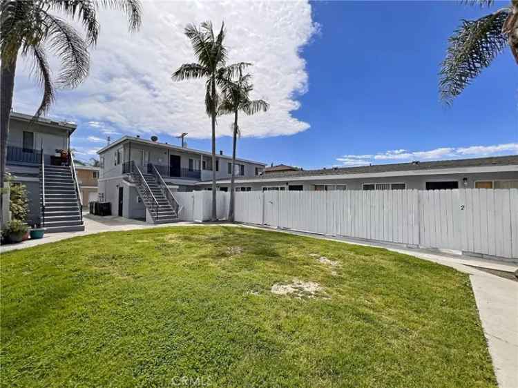 Multi-family house For Sale in 1126, West Broadway, Anaheim, California