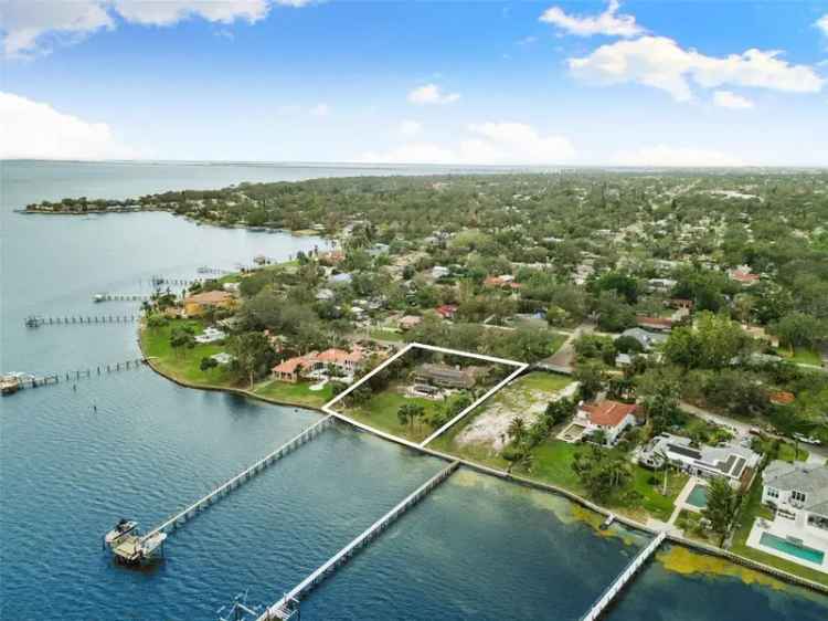 Single-family house For Sale in 6200, Bahama Shores Drive South, Saint Petersburg, Florida