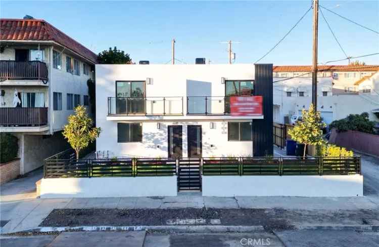 Multi-family house For Sale in Los Angeles, California