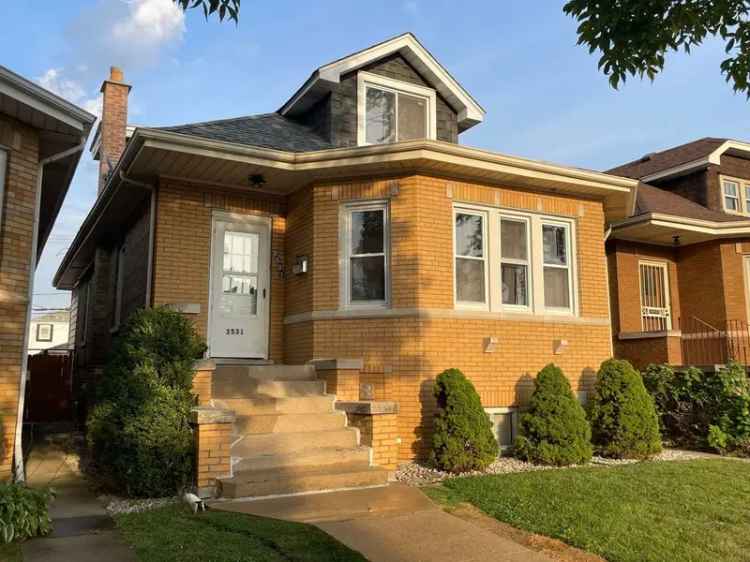 Single-family house For Sale in 3531, North Nottingham Avenue, Chicago, Illinois