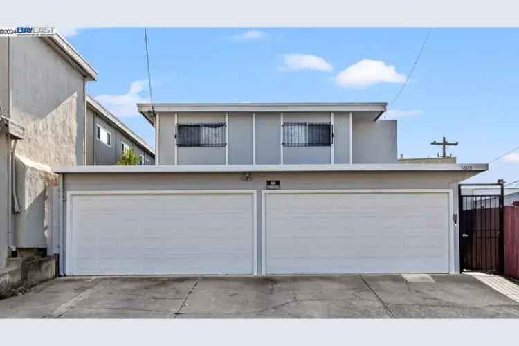 Multi-family house For Sale in 3608, Midvale Avenue, Oakland, California