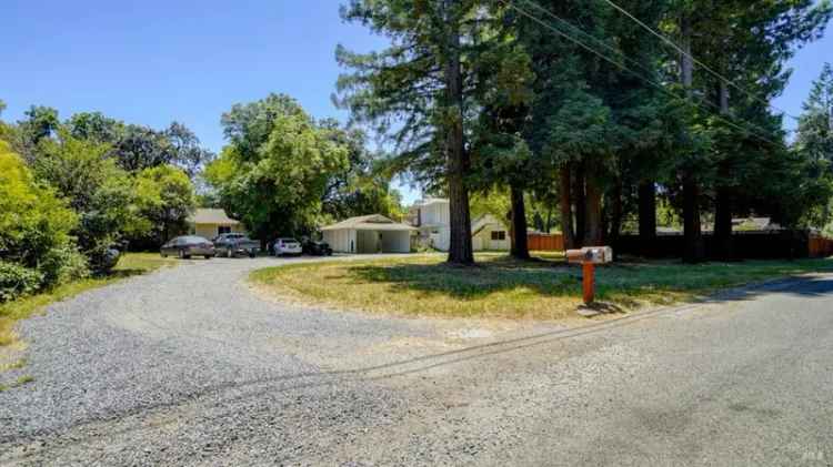 Multi-family house For Sale in Santa Rosa, California